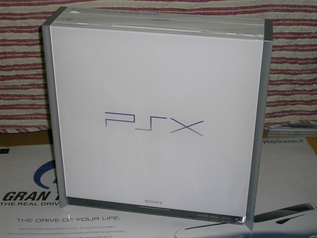 소니의 실패작.. PSX DESR-7000 250GB_5.jpg